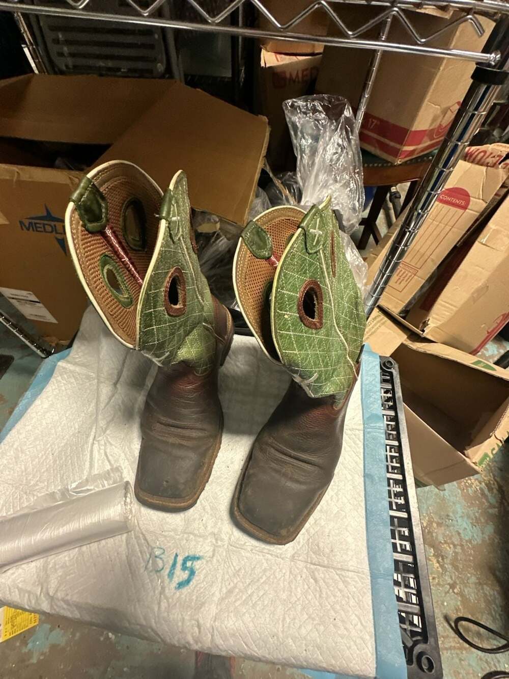 Twisted X Men's Size 10.5 D Square Toe Work Boots